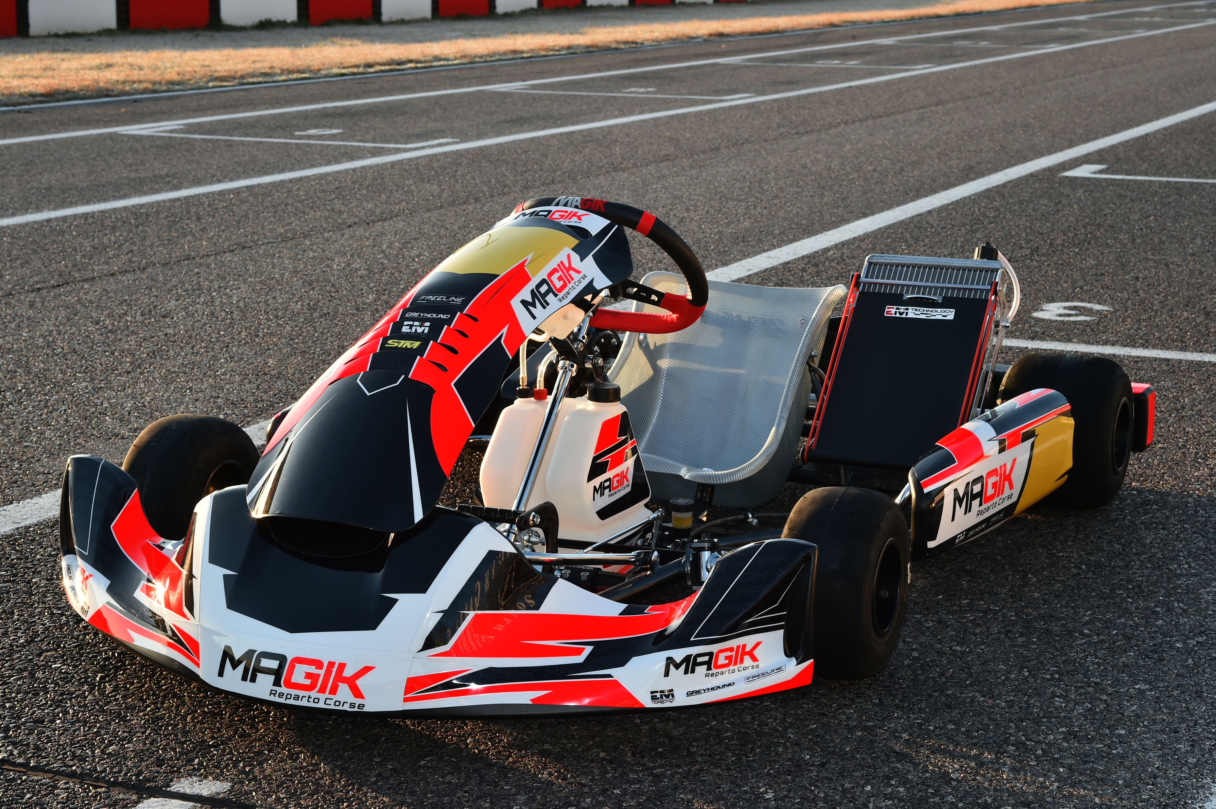 Kart Magik — MAGIK Reparto Corse (D4S 2461)